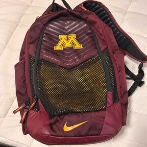 Nike Minnesota Golden Gophers Backpack Maroon Gold Laptop School Bag NCAA